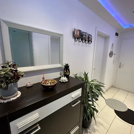 Stylish Near Train-station Parking Extra Homestay Salzburg