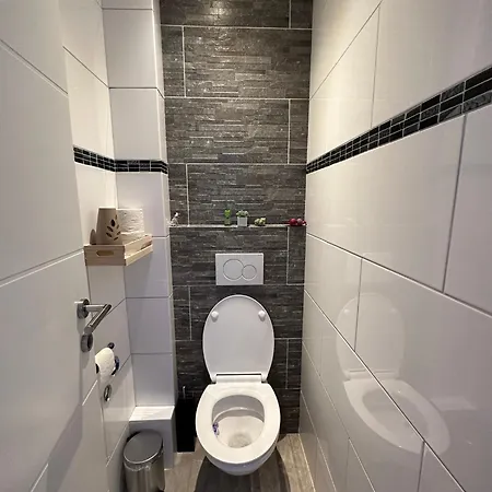 Stylish Near Train-station Parking Extra Salzburg