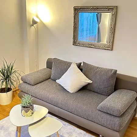 Alloggio in famiglia Cozy & Stylish Space With Parking *